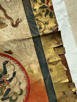 A rare Japanese Buddhist painting depicting Usnisavijaya, signed Ku Yue Baixie 哭月拜寫, probably 17/18th C. — foto 12