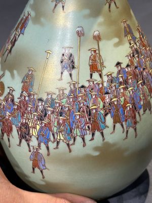 A rare Japanese Kutani vase, Kutani Kozan 九谷光山 mark, Meiji, 19th C. — foto 13