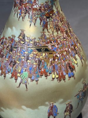 A rare Japanese Kutani vase, Kutani Kozan 九谷光山 mark, Meiji, 19th C. — foto 10