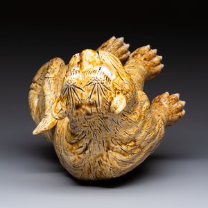 A rare Korean porcelain model of a seated tiger, Joseon, 18/19th C. — photo 6
