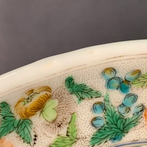 A rare KPM porcelain basin with Cantonese famille verte painting, China and Germany, 19th C. — 照片 8