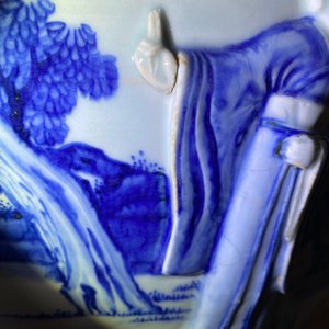 A rare large Chinese blue and white relief-moulded jardinière, Kangxi — 照片 64