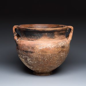 A rare large late Hellenistic pottery column krater with marine encrustation — 照片 1