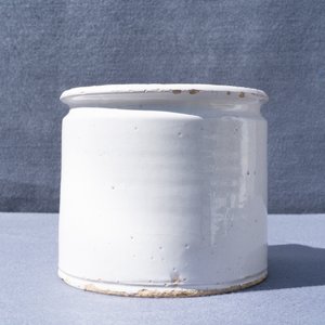 A rare monochrome white Brussels faience albarello, seal mark for Stevens, 1st half 19th C. — 照片 13