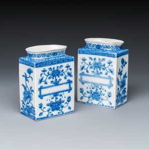 A rare pair of Chinese export blue and white soft-paste rectangular canisters — photo 1