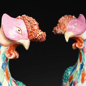 A rare pair of Chinese famille rose models of phoenixes, Qianlong — foto 10