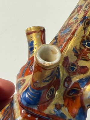 A rare pair of European-decorated Chinese blue and white pyramidal tulip vases — 照片 50