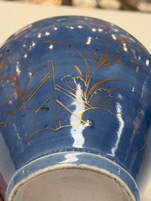 A rare pair of Japanese gilt-decorated blue-ground vases, Edo, late 17th C. — photo 26