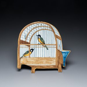 A rare polychrome Dutch Delft 'birdcage' plaque with two birds, 18th C. — photo 1