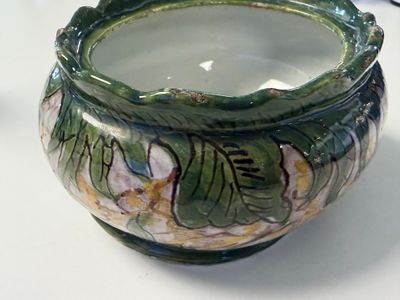 A rare polychrome Dutch Delft butter tub with a crowned bird — photo 6