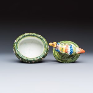 A rare polychrome Dutch Delft butter tub with a crowned bird — photo 7