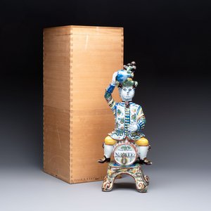 A rare polychrome Dutch Delft figural wine cistern and cover, 18th C. — photo 2