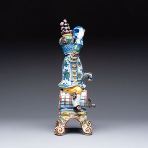 A rare polychrome Dutch Delft figural wine cistern and cover, 18th C. — photo 5