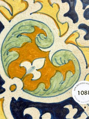 A rare polychrome Dutch Delft maiolica 'nier' or 'kidney' ornament tile, late 16th C. — photo 2