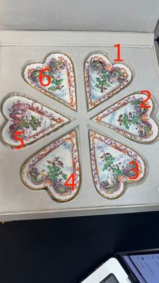 A rare polychrome Dutch Delft petit feu six-piece sweetmeat set — photo 1