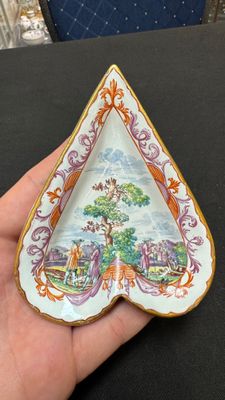 A rare polychrome Dutch Delft petit feu six-piece sweetmeat set — photo 55