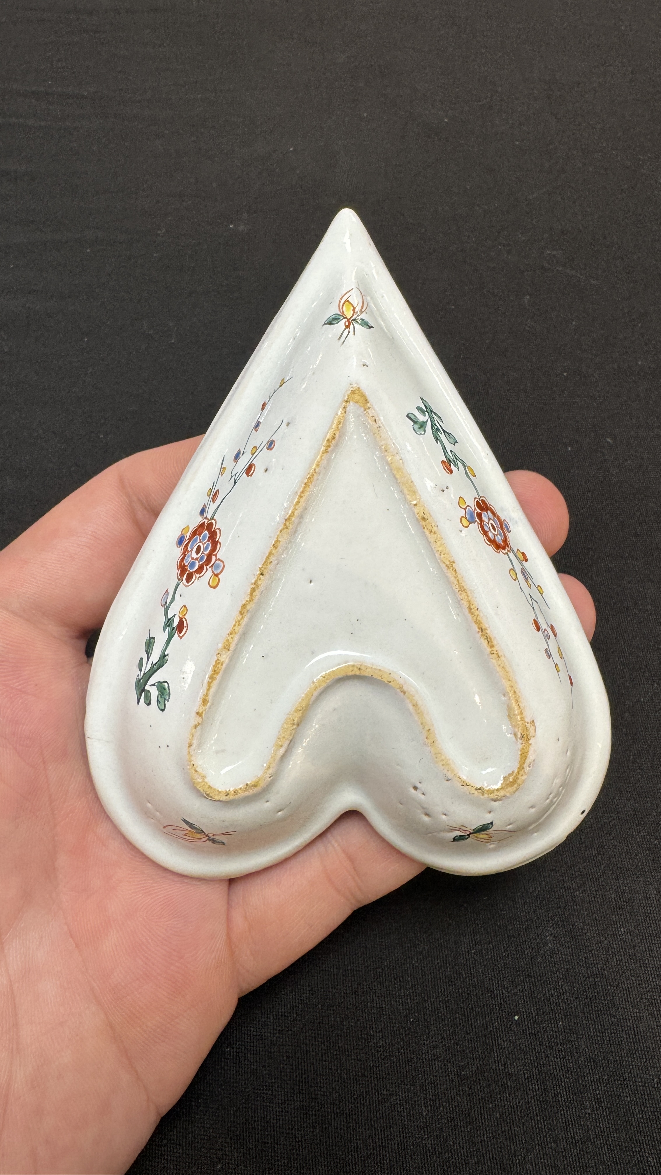 A rare polychrome Dutch Delft petit feu six-piece sweetmeat set — photo 7