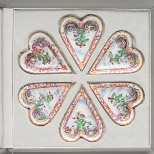 A rare polychrome Dutch Delft petit feu six-piece sweetmeat set — photo 4