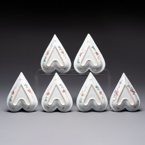A rare polychrome Dutch Delft petit feu six-piece sweetmeat set — photo 6