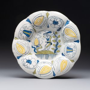 A rare polychrome Dutch Delft 'wildman' dish, 17th C. — photo 1