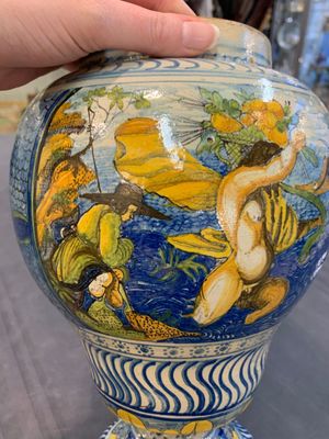 A rare polychrome Nevers earthenware baluster vase with tritons and satyrs, 2nd half 17th C. — photo 7