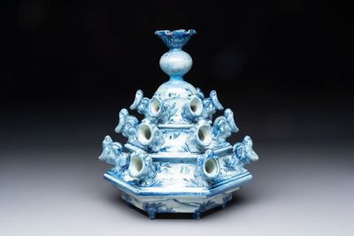 A rare pyramid-shaped Italian tulip vase, Cantagalli, 19th C.
