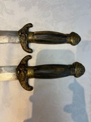 A rare set of Chinese double swords and scabbard, ‘Shuangjian’, Longquan mark, 19th C. — photo 8
