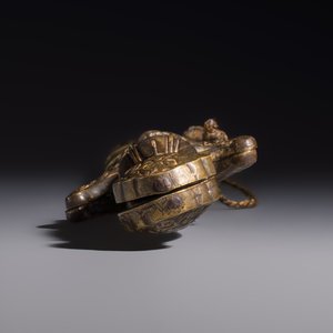 A rare set of Chinese double swords and scabbard, ‘Shuangjian’, Longquan mark, 19th C. — photo 5