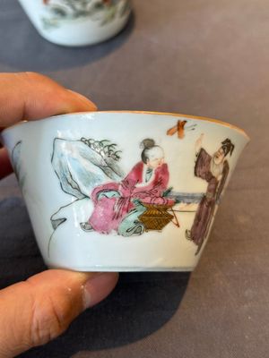 A rare set of eight Chinese famille rose 'Sanxing' nesting bowls, Tongzhi mark and of the period — 照片 33