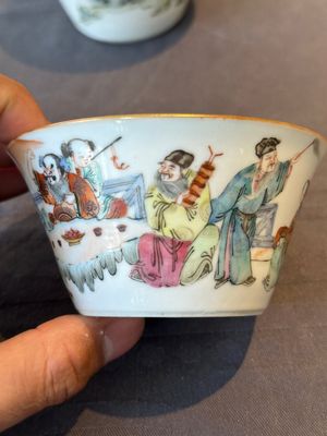 A rare set of eight Chinese famille rose 'Sanxing' nesting bowls, Tongzhi mark and of the period — 照片 36