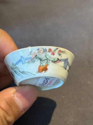 A rare set of eight Chinese famille rose 'Sanxing' nesting bowls, Tongzhi mark and of the period — 照片 6