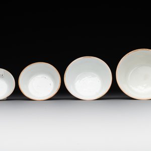 A rare set of eight Chinese famille rose 'Sanxing' nesting bowls, Tongzhi mark and of the period — 照片 14