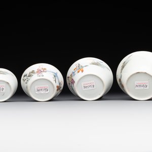 A rare set of eight Chinese famille rose 'Sanxing' nesting bowls, Tongzhi mark and of the period — 照片 15