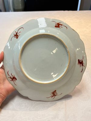 A rare set of four Chinese famille rose armorial dishes with the arms of Orry for the French market, Yongzheng, ca. 1730 — photo 13