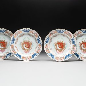 A rare set of four Chinese famille rose armorial dishes with the arms of Orry for the French market, Yongzheng, ca. 1730 — photo 1