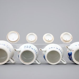 A rare set of four matching teapots with covers, 19/20th C. — photo 5