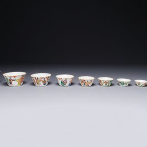 A rare set of ten Chinese famille rose 'erotic' nesting bowls, Daoguang mark and of the period — 照片 4