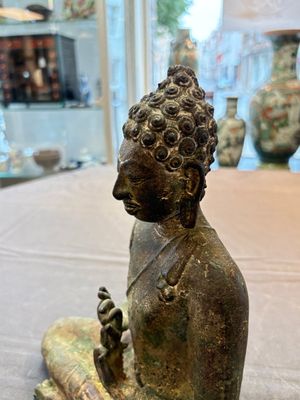 A rare Thai bronze Buddha Shakyamuni, Mon-Dvaravati period, 8/9th C. — 照片 7