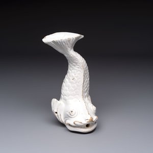 A rare white-glazed Delftware dolphin-shaped fountain, 18th C. — photo 1