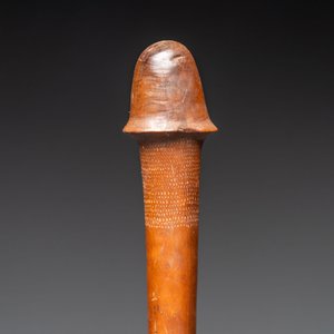 A rare wooden 'phallic' club, Kanak peoples, New Caledonia, 19th C. — photo 3