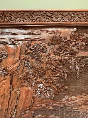 A rectangular Chinese carved red lacquer 'dragon' table screen, later wooden stand, Qianlong — photo 17