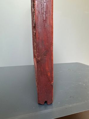 A rectangular Chinese carved red lacquer 'dragon' table screen, later wooden stand, Qianlong — photo 31