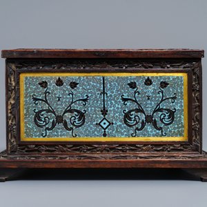 A rectangular Chinese cloisonné and wood box, 19th C. — 照片 2