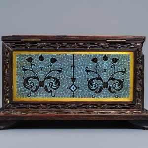 A rectangular Chinese cloisonné and wood box, 19th C. — 照片 4