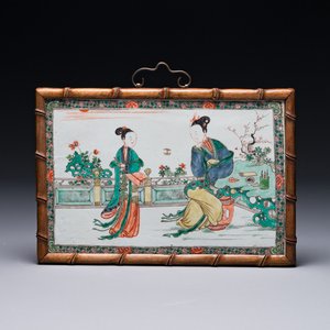 A rectangular Chinese famille verte plaque in a wooden faux bamboo frame, Kangxi — 照片 1