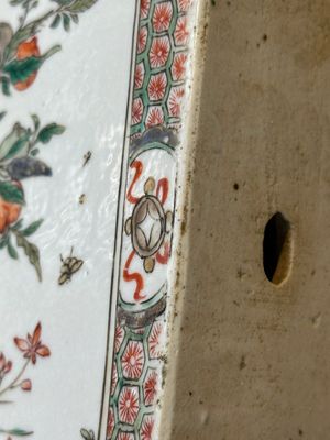 A rectangular Chinese famille verte tile with two-sided design, Kangxi — 照片 13