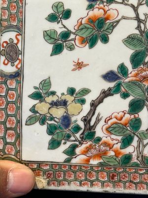 A rectangular Chinese famille verte tile with two-sided design, Kangxi — 照片 11
