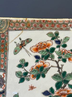 A rectangular Chinese famille verte tile with two-sided design, Kangxi — 照片 12