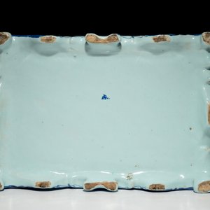A rectangular Dutch Delft blue and white box and cover, 19th C. — 照片 7