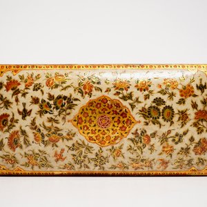 A rectangular laquered papier mache qalamdan or pen holder, Qajar, Iran, 19th C. — photo 6